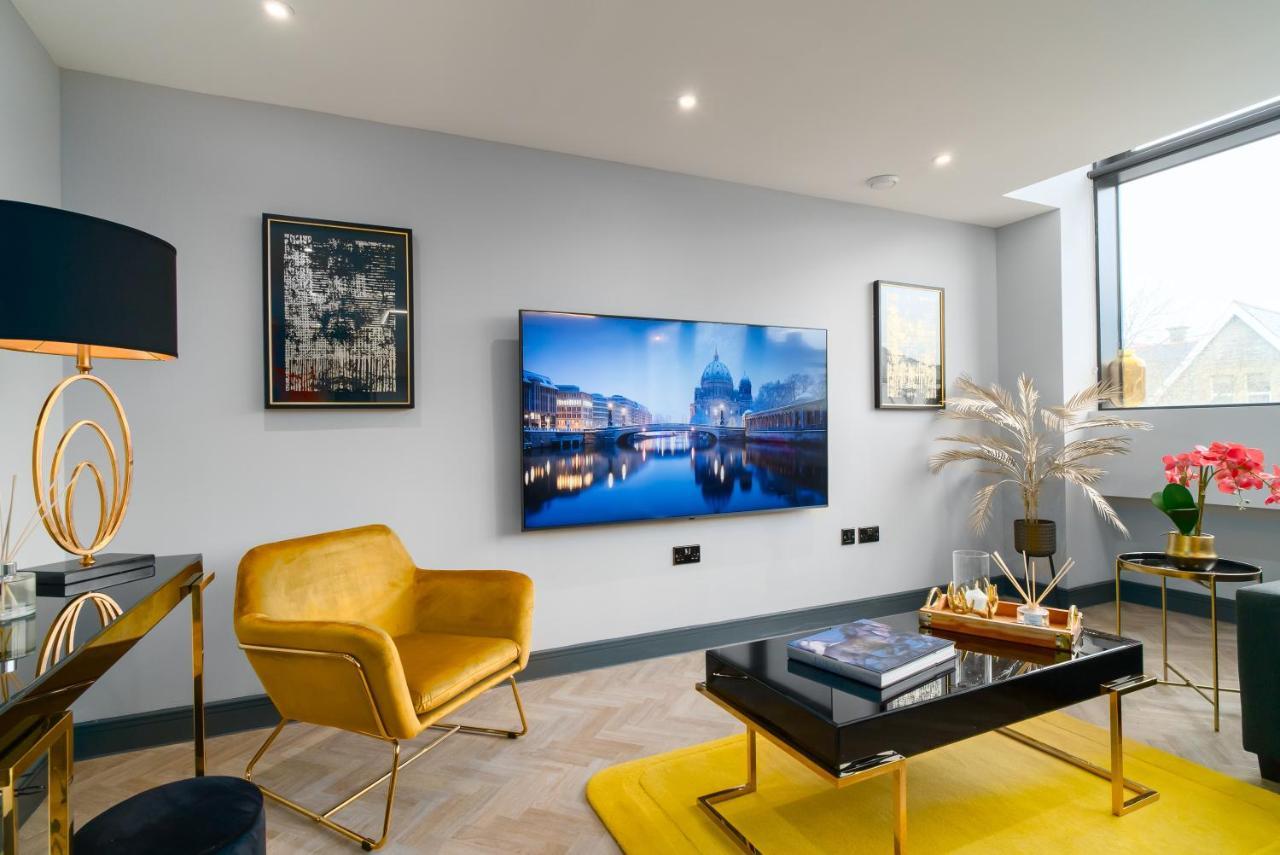Luxe Apartments, The Moorwell, Parking, Gym - 10Mins Cardiff City Ctr Dış mekan fotoğraf
