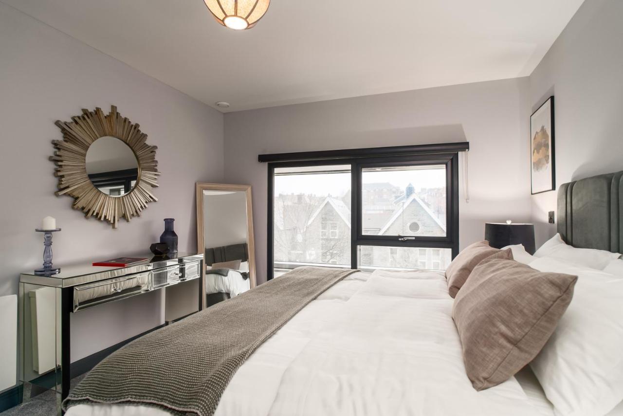 Luxe Apartments, The Moorwell, Parking, Gym - 10Mins Cardiff City Ctr Dış mekan fotoğraf
