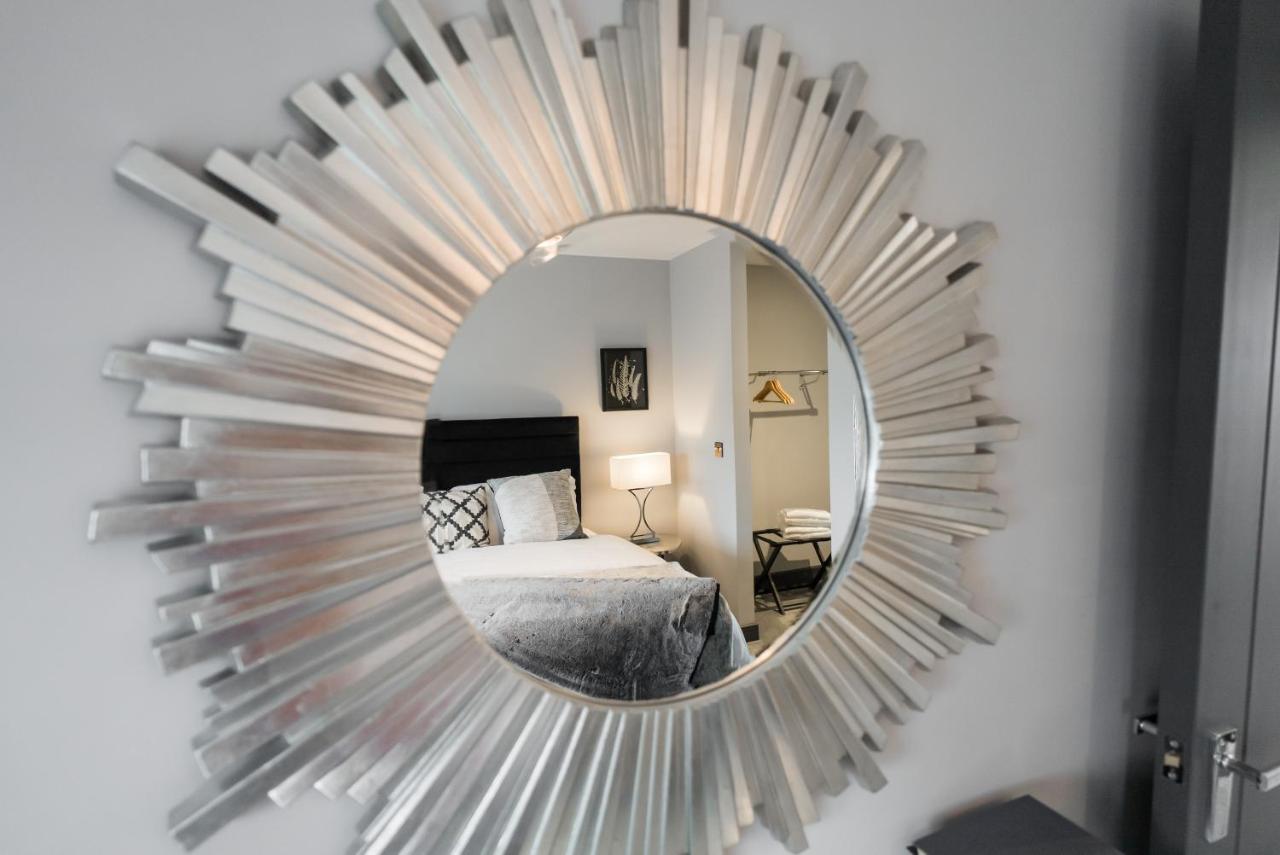 Luxe Apartments, The Moorwell, Parking, Gym - 10Mins Cardiff City Ctr Dış mekan fotoğraf