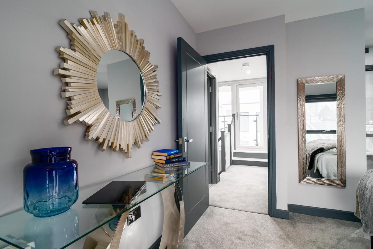 Luxe Apartments, The Moorwell, Parking, Gym - 10Mins Cardiff City Ctr Dış mekan fotoğraf