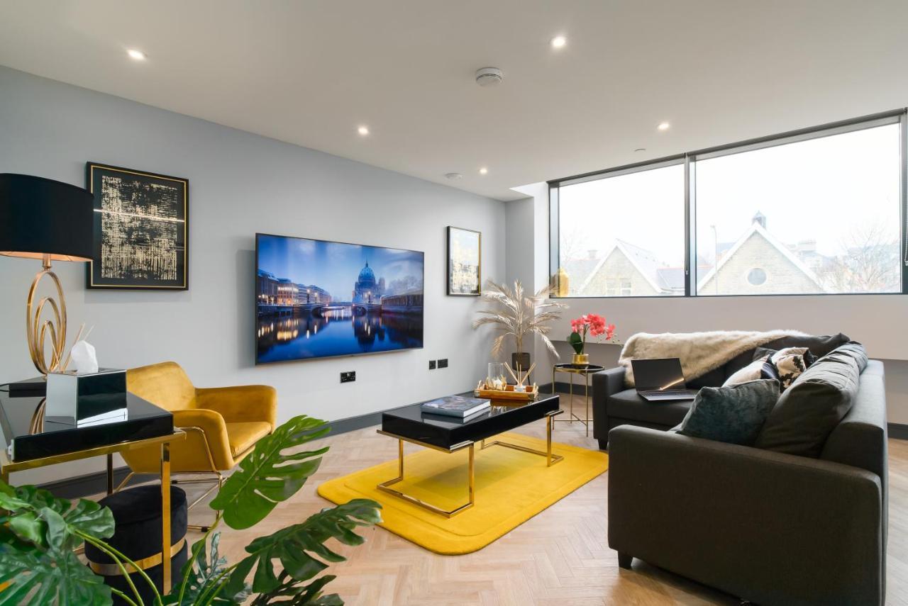Luxe Apartments, The Moorwell, Parking, Gym - 10Mins Cardiff City Ctr Dış mekan fotoğraf
