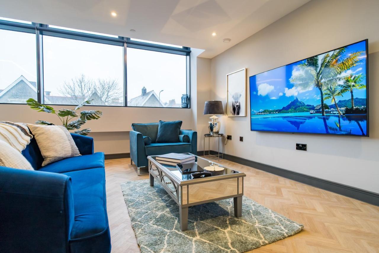 Luxe Apartments, The Moorwell, Parking, Gym - 10Mins Cardiff City Ctr Dış mekan fotoğraf