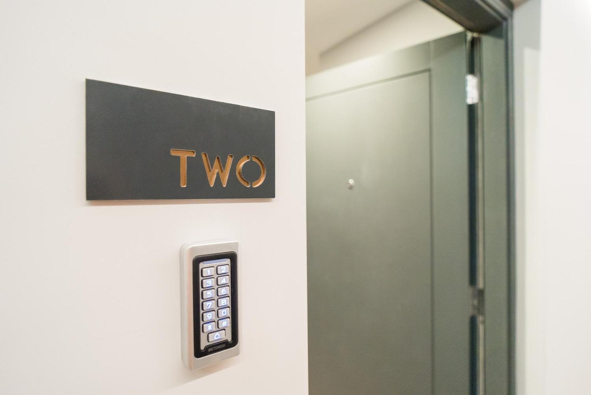 Luxe Apartments, The Moorwell, Parking, Gym - 10Mins Cardiff City Ctr Oda fotoğraf