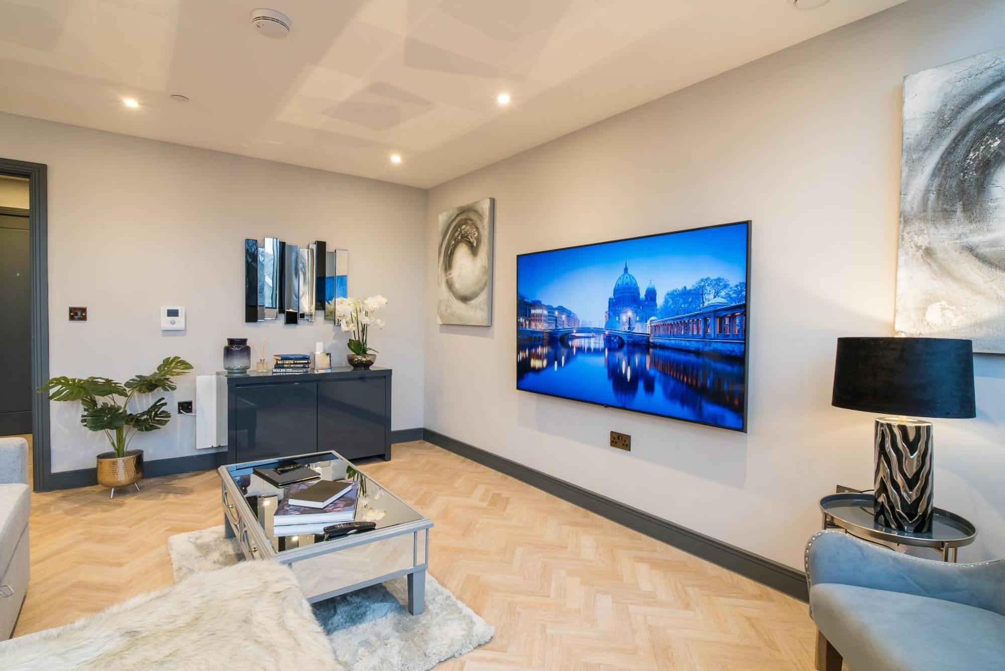 Luxe Apartments, The Moorwell, Parking, Gym - 10Mins Cardiff City Ctr Oda fotoğraf