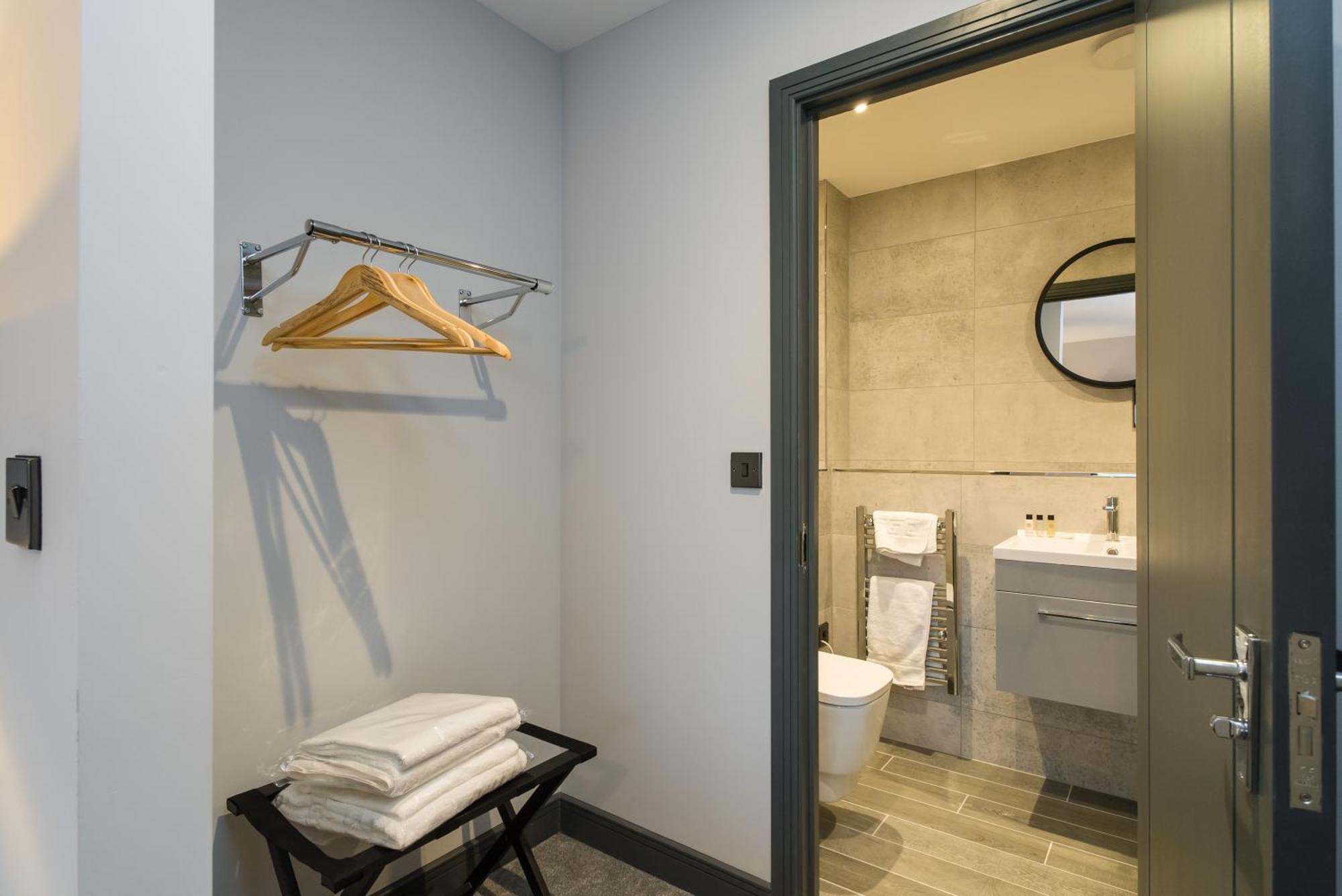 Luxe Apartments, The Moorwell, Parking, Gym - 10Mins Cardiff City Ctr Oda fotoğraf